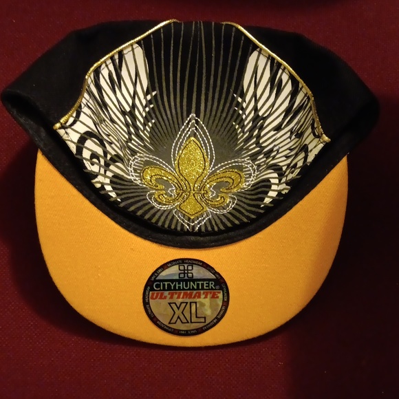 Baseball cap - Picture 2 of 2